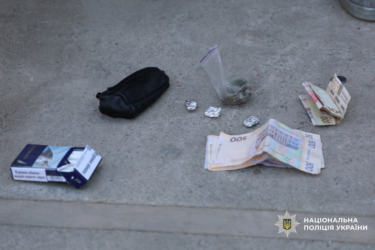 Чоловік та жінка збували амфетамін у Черкаській області