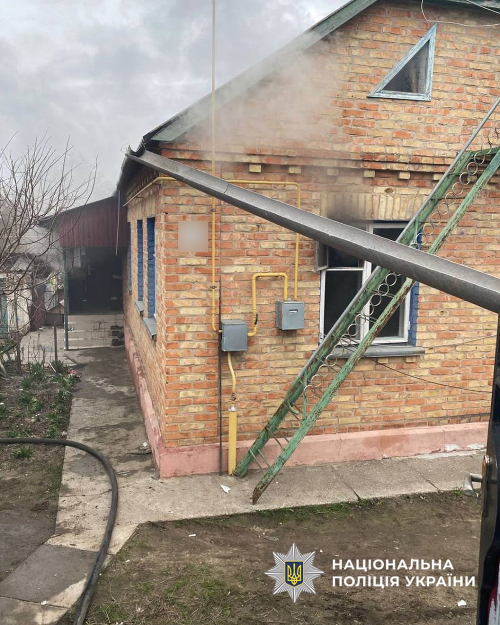 У Звенигородському районі чоловік підпалив будинок та два авто колишньої дружини - фото 4
