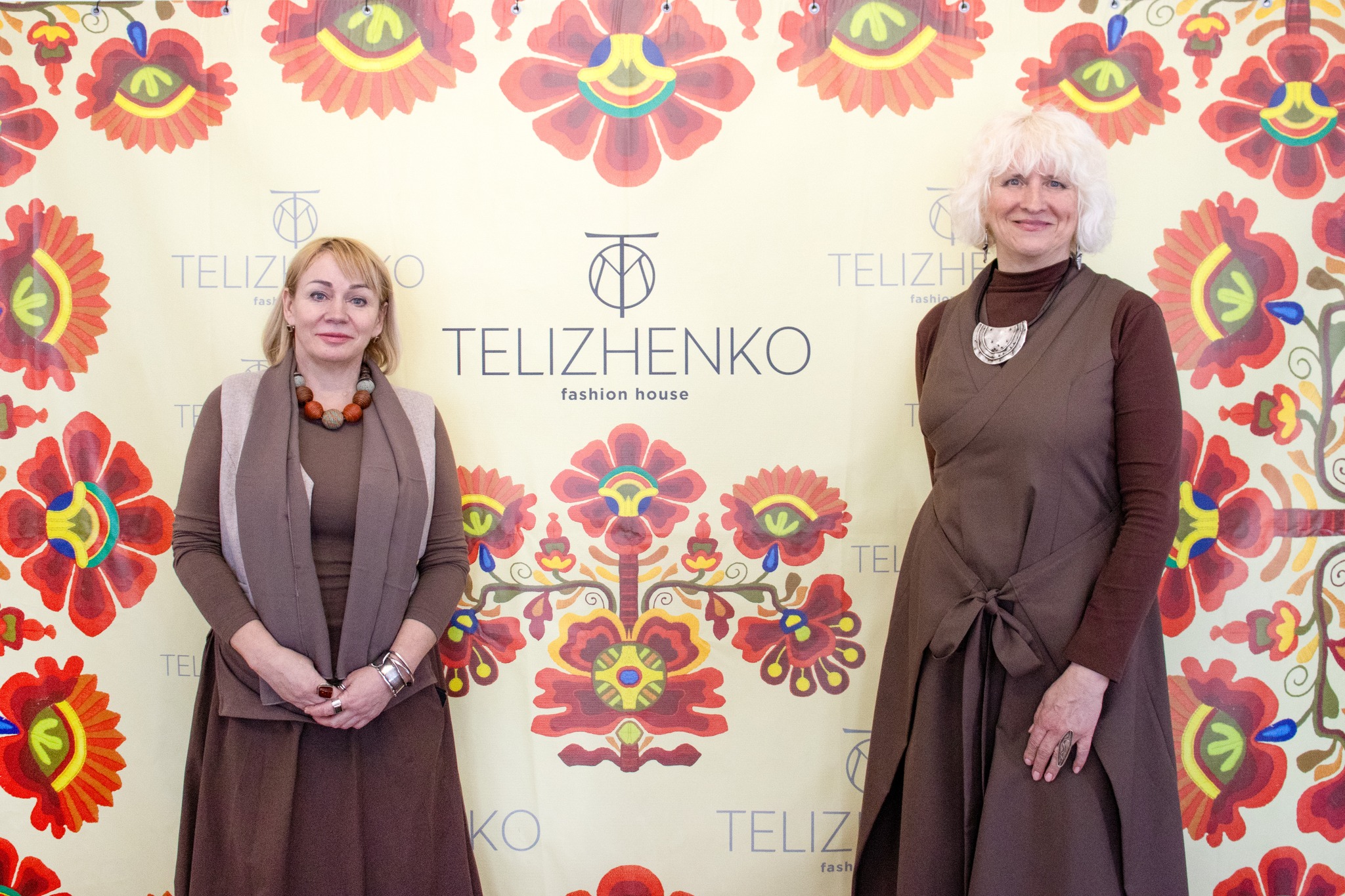 У Черкасах відкрили виставку Олександри Теліженко «Від ідеї до образу»