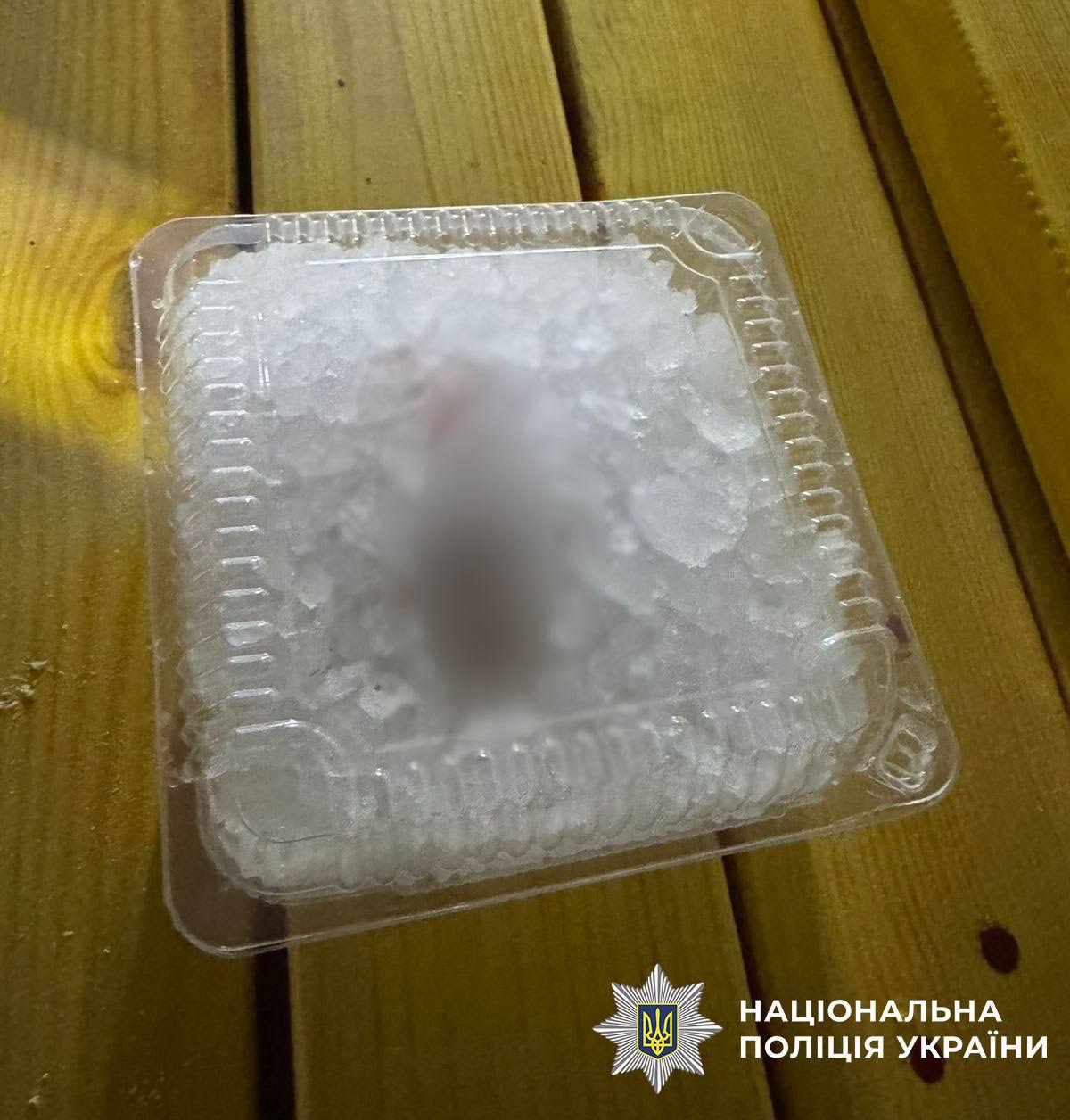 У Києві чоловік на виробництві відсік собі палець. Поліція з’ясовує обставини