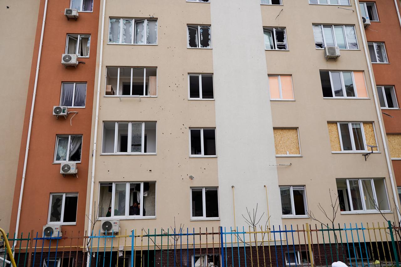 Понад 60 об’єктів пошкоджено на Київщині внаслідок вибухів - фото 6