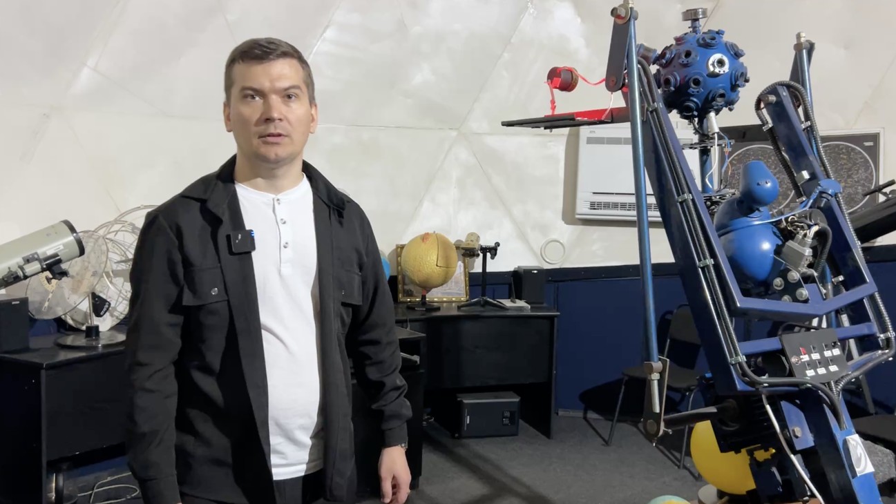 В Умані організували безоплатні «подорожі космосом» для військових і переселенців