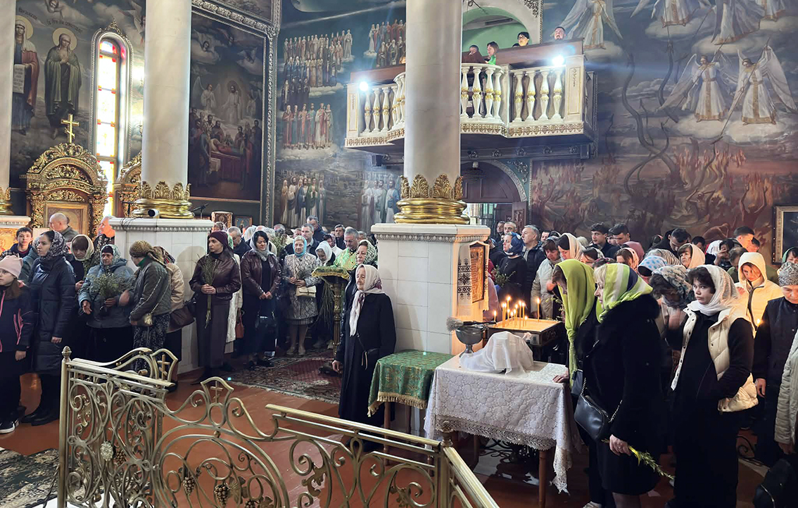 У Черкасах в храмах освятили вербові гілки - фото 6