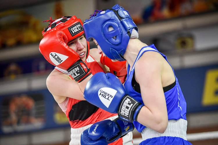 Студентка ЧНУ стала призеркою всеукраїнського турніру в Черкасах