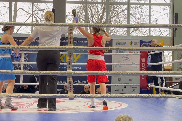 Студентка ЧНУ стала призеркою всеукраїнського турніру в Черкасах - фото 2