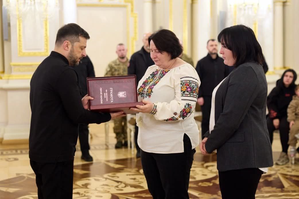 Черкаський краєзнавчий музей отримав речі Героя України Валерія Деменева