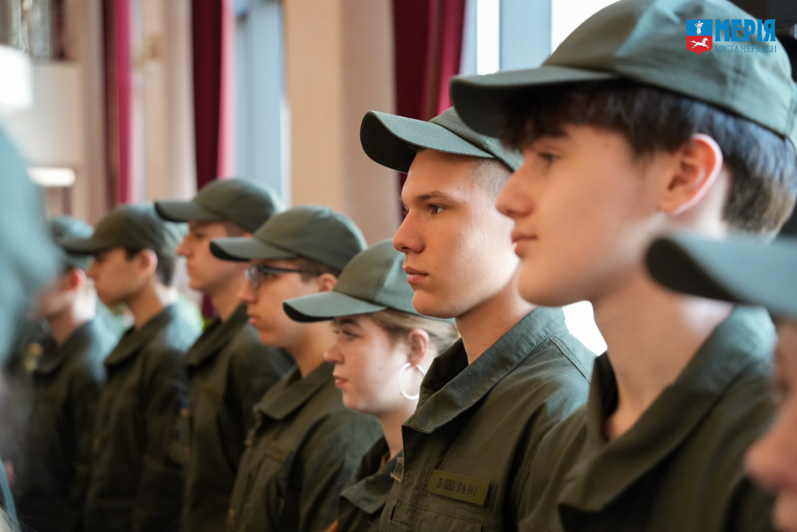 Військовий ліцей у Черкасах отримав прапор до річниці створення - фото 2