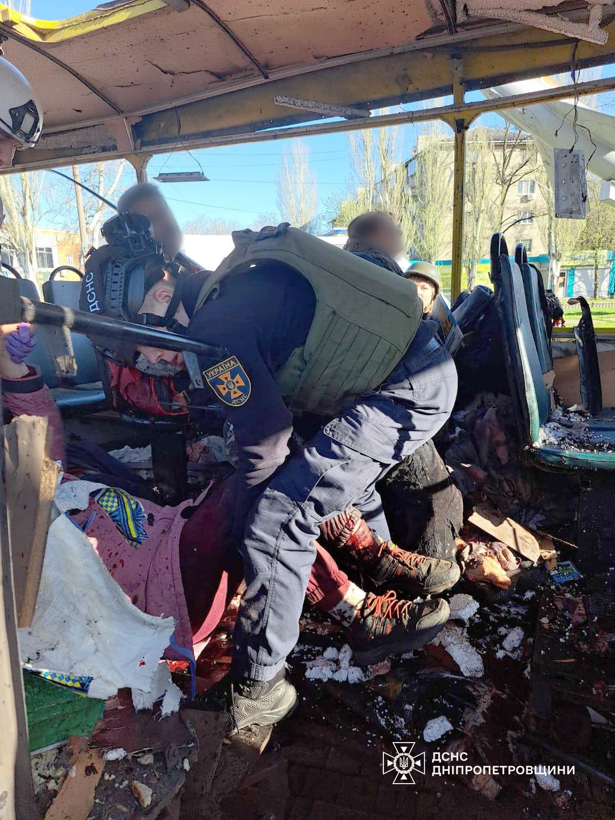 Росія вдарила по маршрутці на Дніпропетровщині: є загиблі