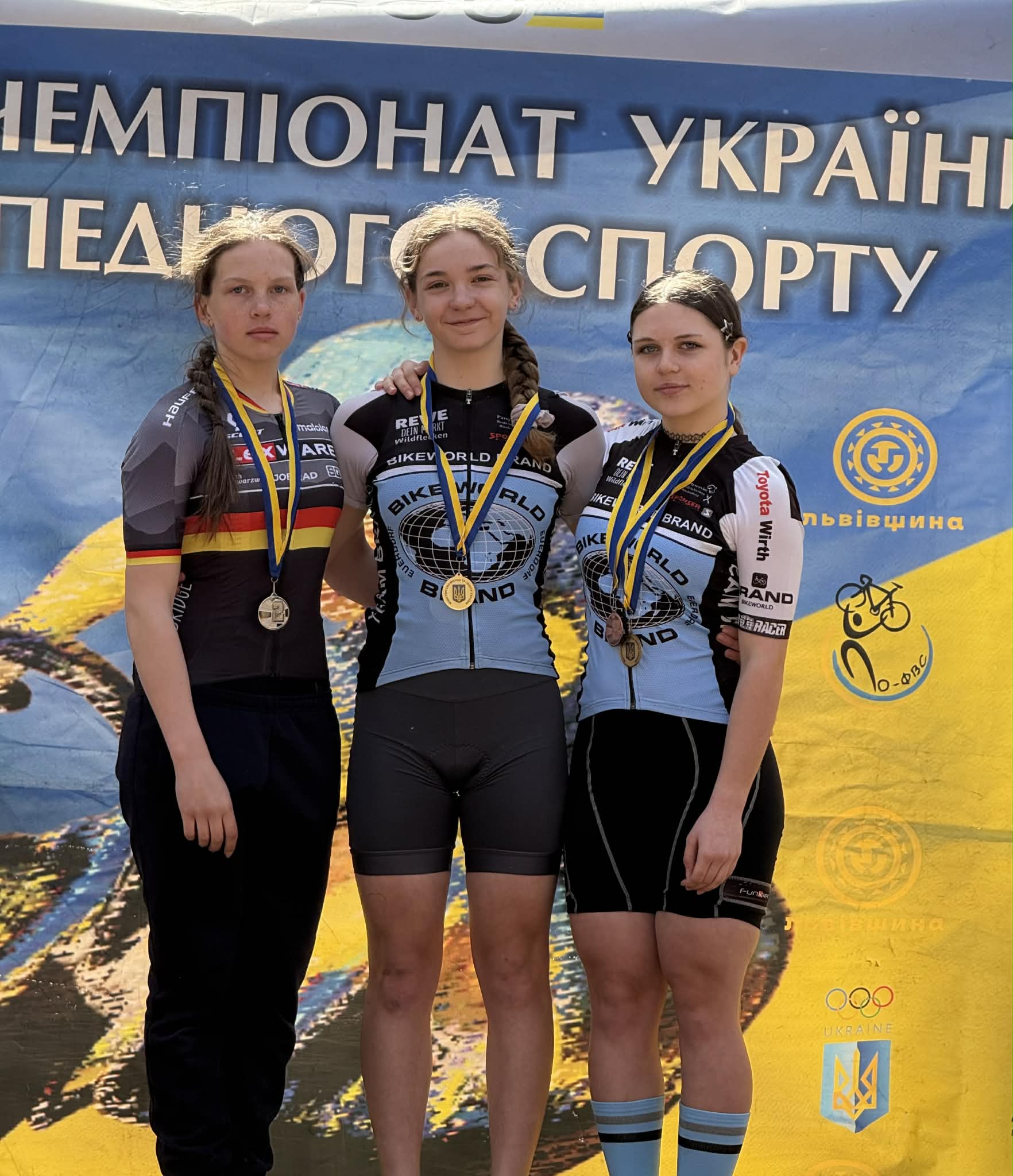 Велосипедисти із Черкас стали призерами чемпіонату України з маунтенбайку - фото 5