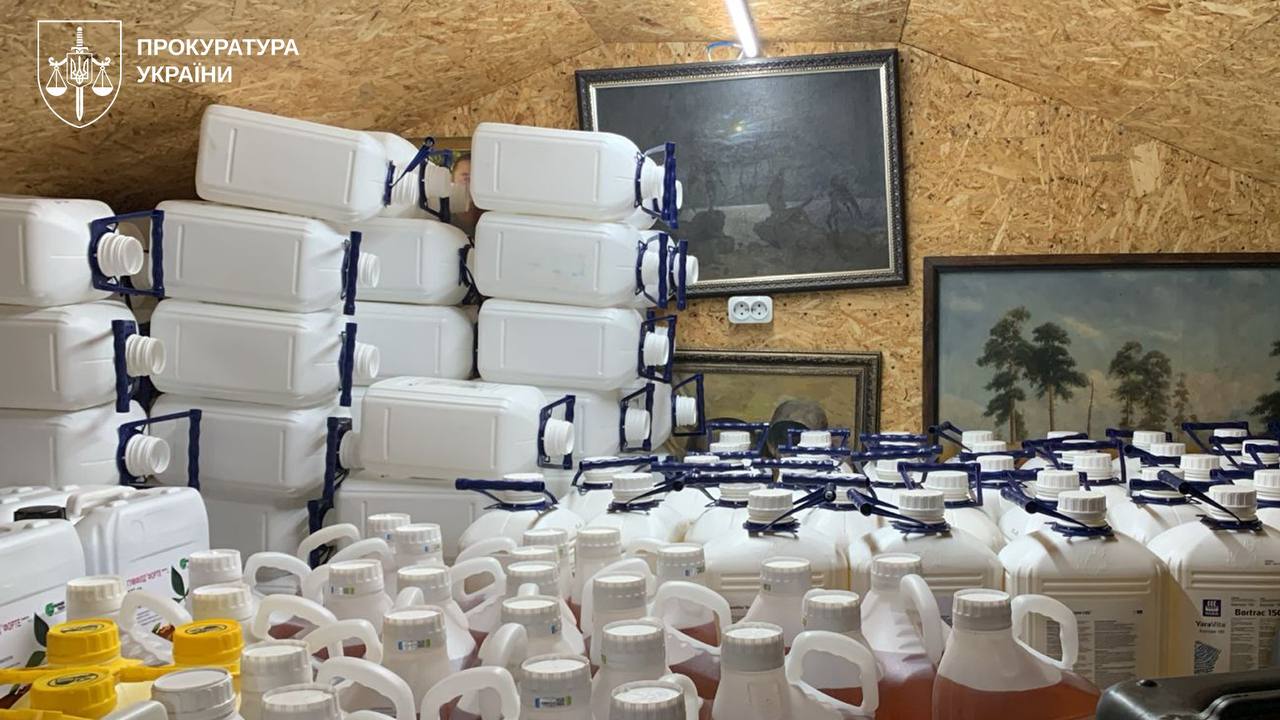 Фальсифікат із цементом під виглядом світових брендів продавали на Черкащині - фото 4