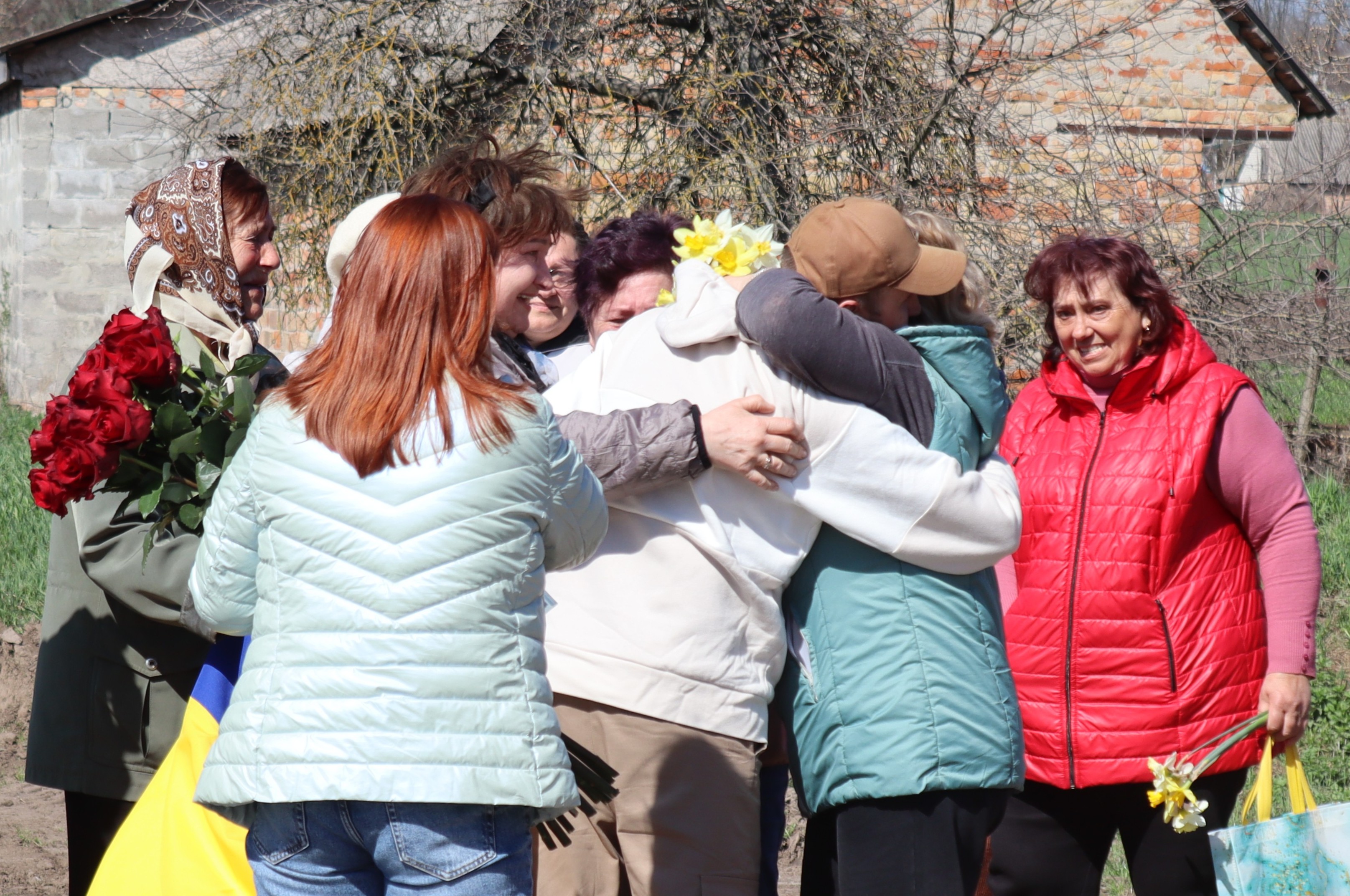У Степанецькій громаді зустріли військового, який повернувся з полону - фото 4