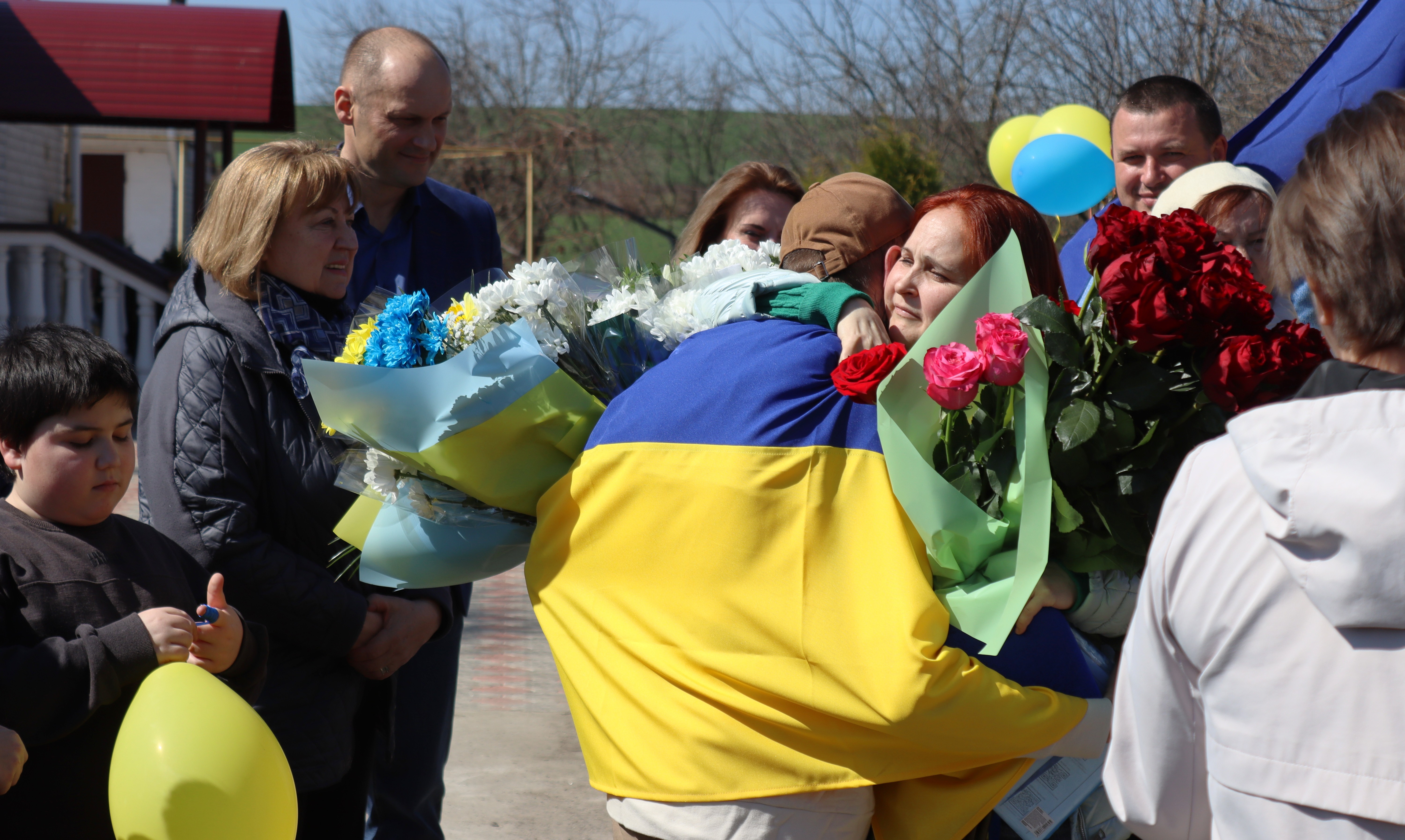 У Степанецькій громаді зустріли військового, який повернувся з полону - фото 2