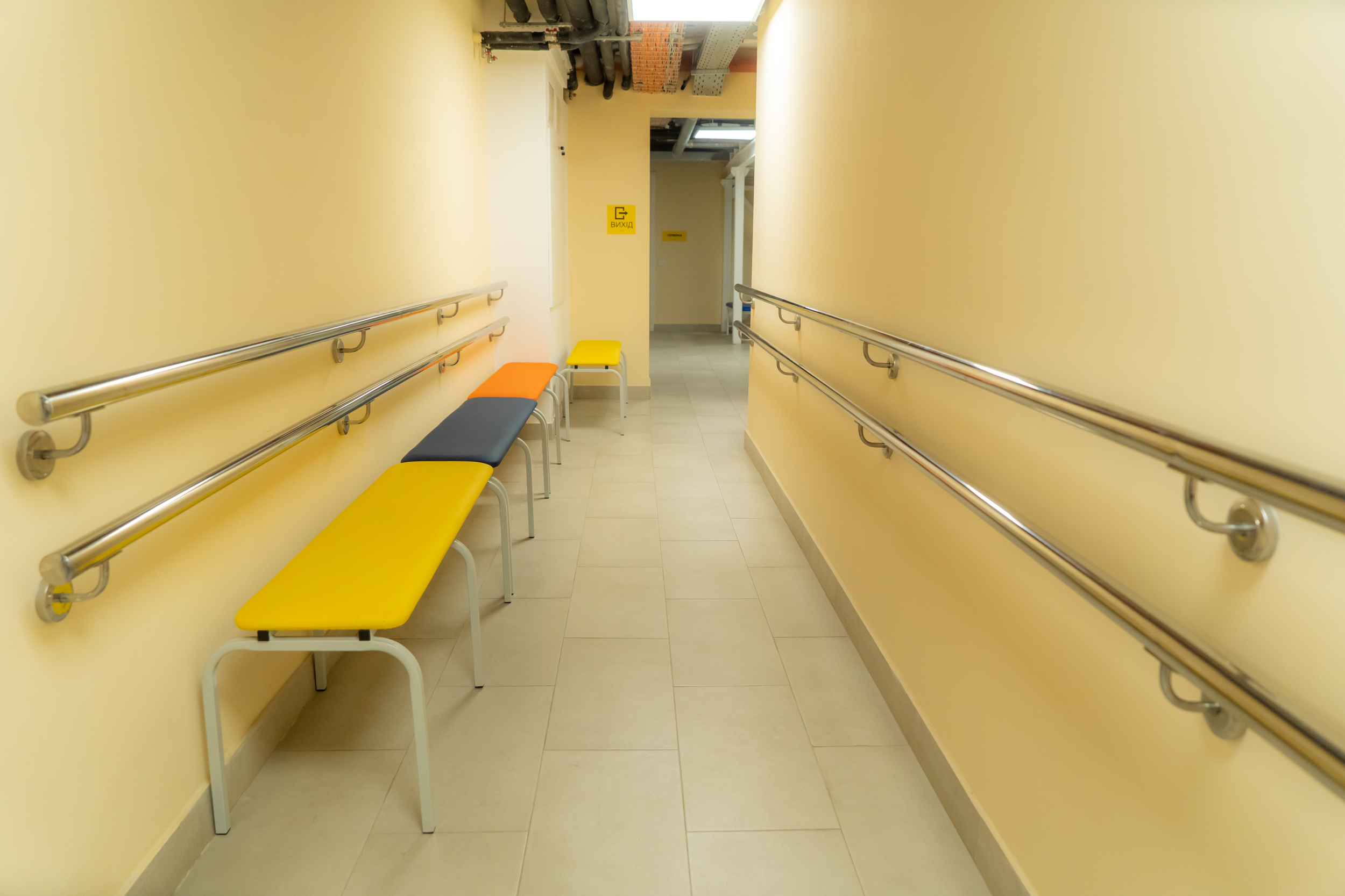 В Києві облаштували пункти незламності на базі центрів реабілітації для дітей та осіб з інвалідністю - фото 4