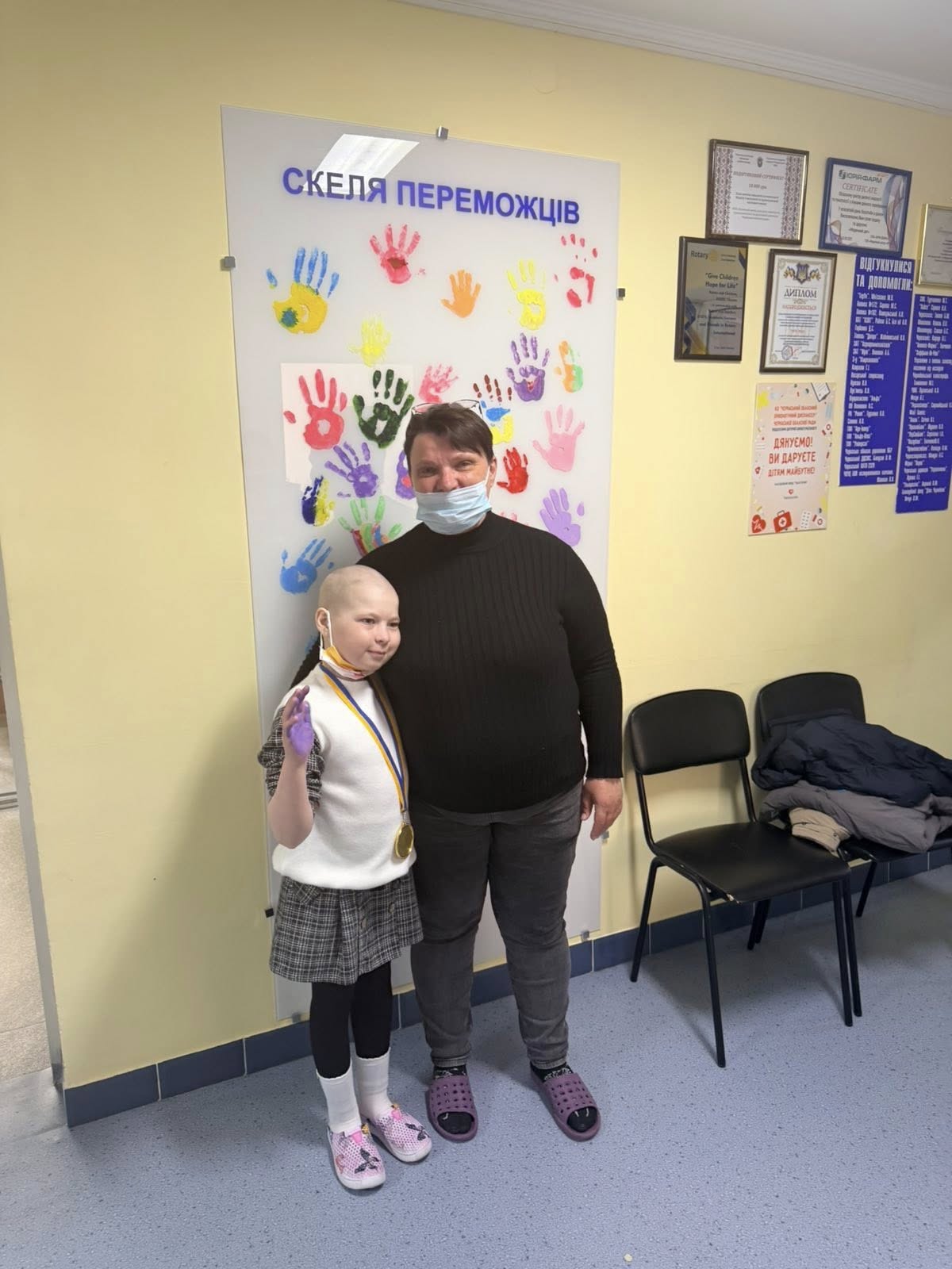 Із Черкаського онкоцентру виписали 11-річну Аню, яка боролася з гострим лімфобластним лейкозом - фото 2