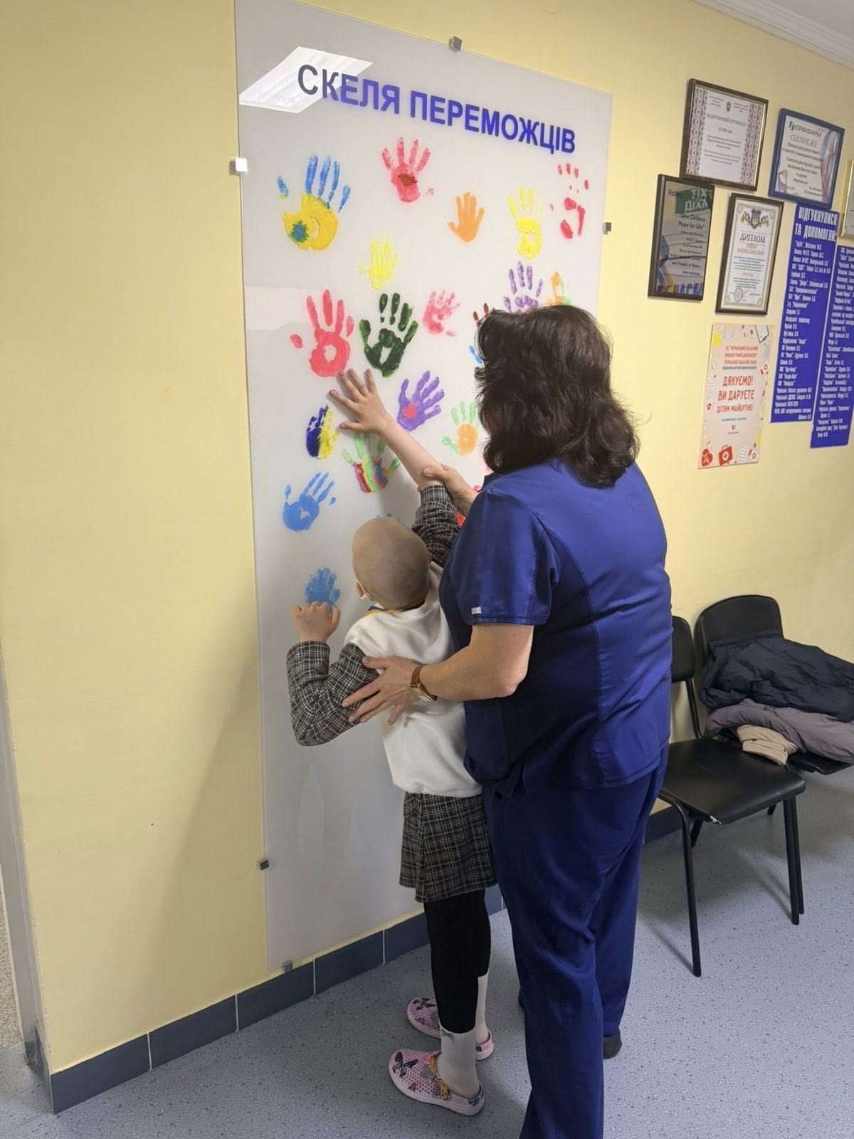 Із Черкаського онкоцентру виписали 11-річну Аню, яка боролася з гострим лімфобластним лейкозом - фото 3