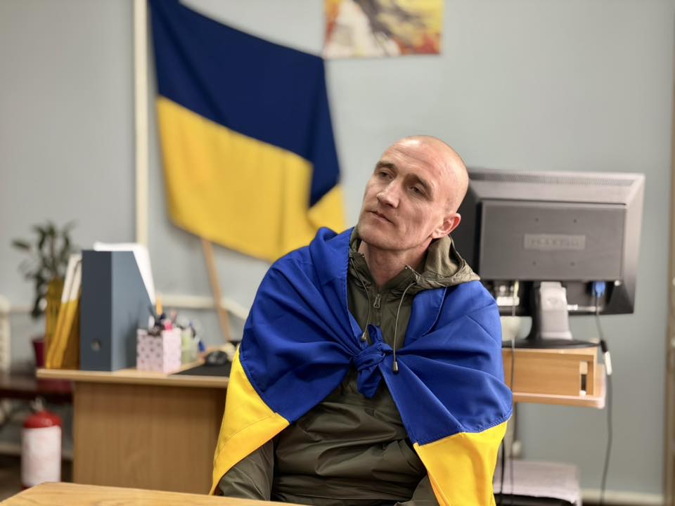 Паланська громада зустріла звільненого з російського полону Юрія Молоченка - фото 2
