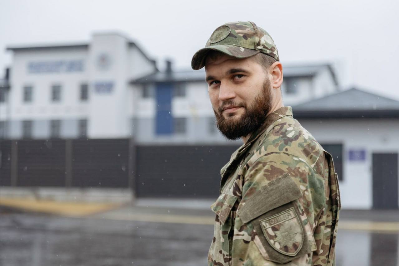 Повернувся до служби після поранення: історія ветерана-кінолога та його собаки Роксі - фото 2