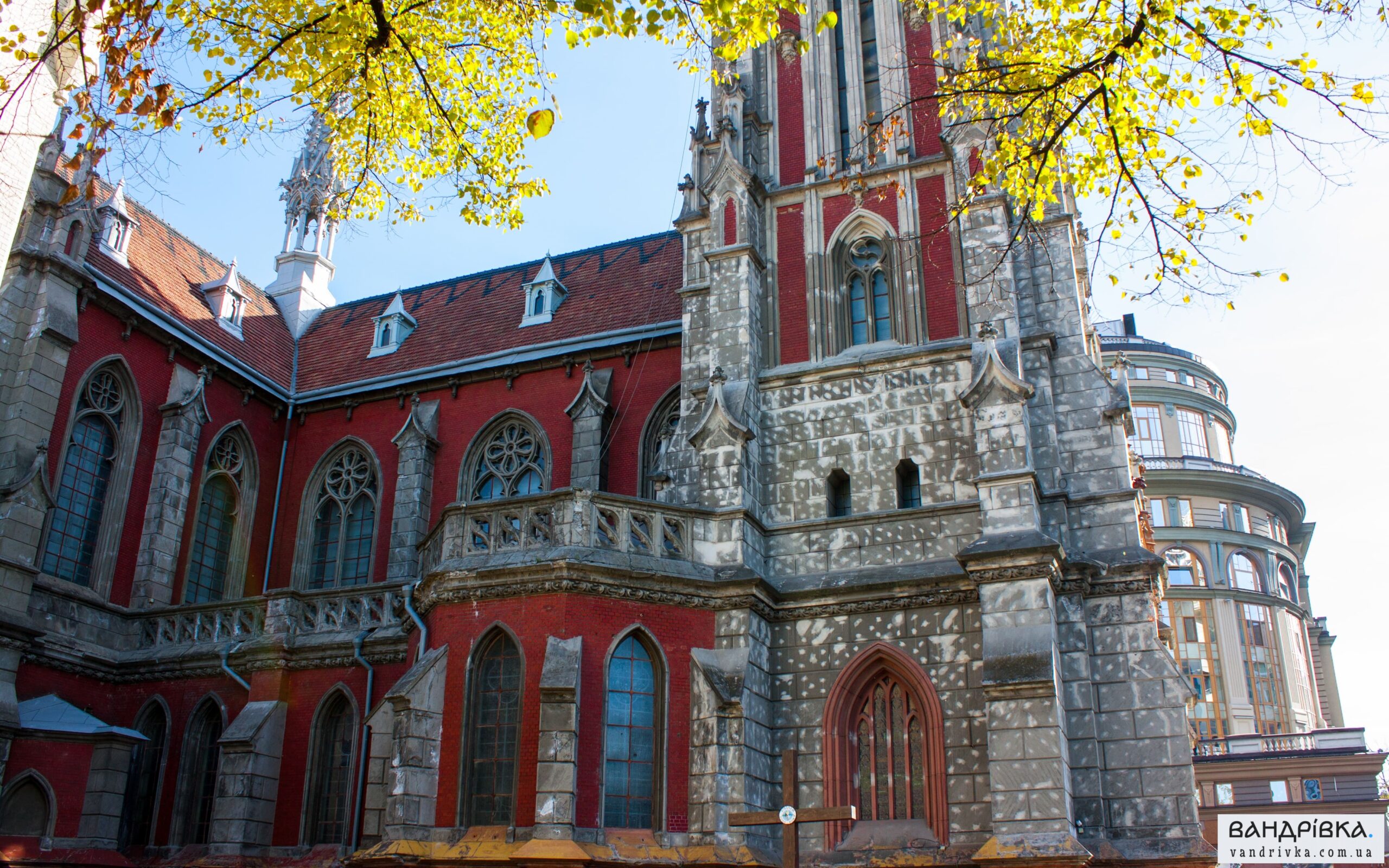 Костел святого Миколая у Києві: легендарний храм із непростою історією - фото 2