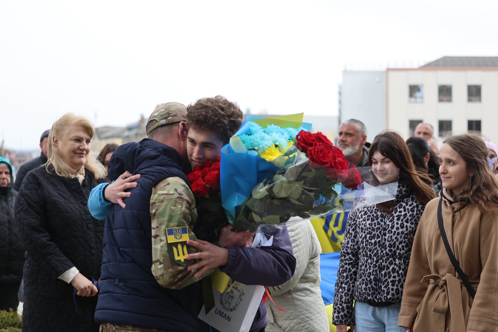 Умань зустріла воїна, який три роки провів у полоні Росії. Фото - фото 3