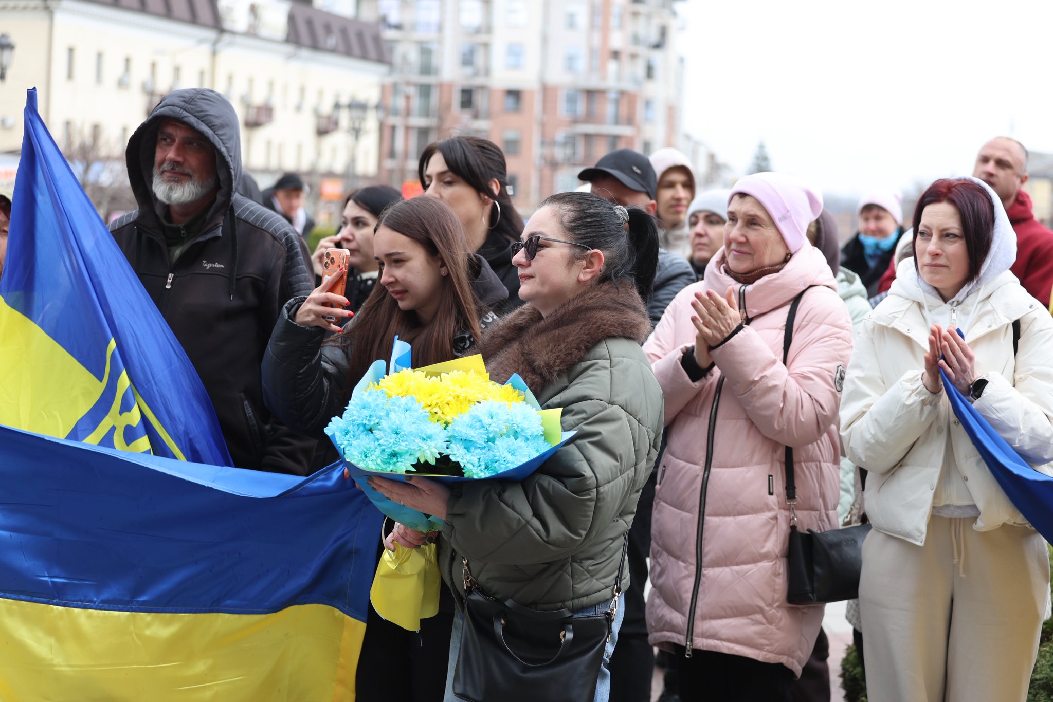 Умань зустріла воїна, який три роки провів у полоні Росії. Фото - фото 7