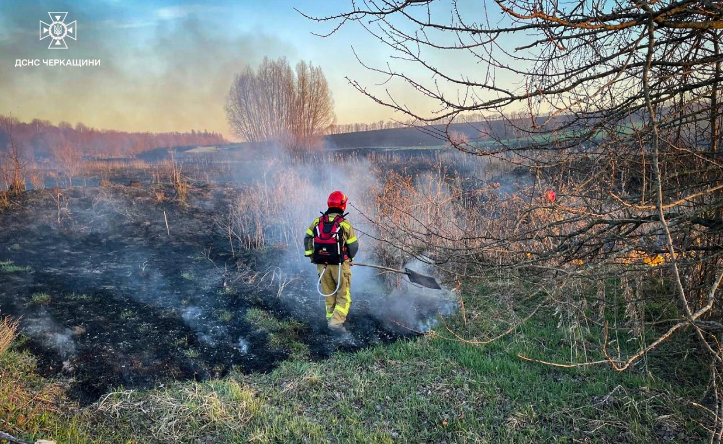 Штраф за спалювання сухої трави: у скільки «влетить» підпал бур’янів