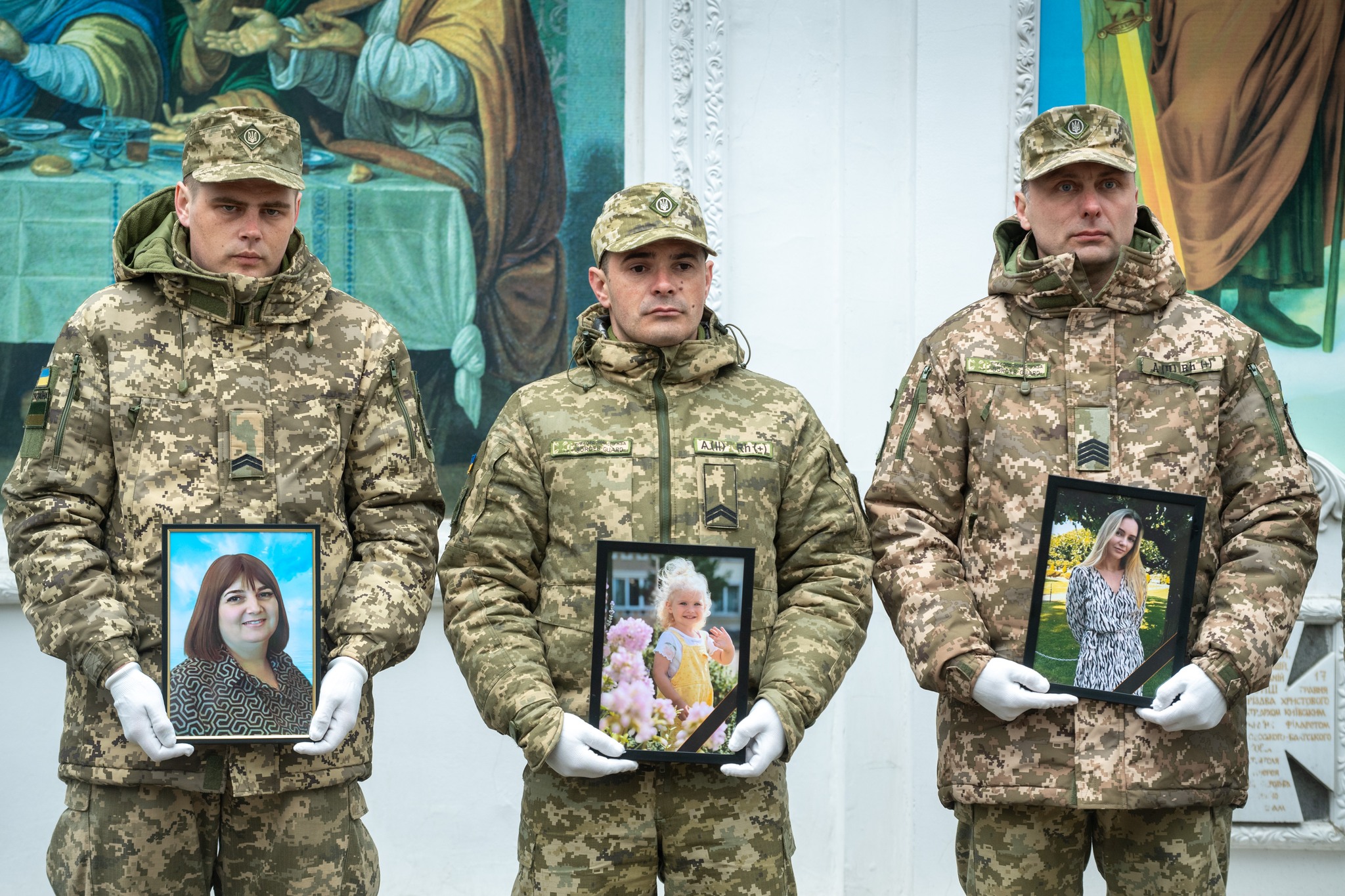 В Одесі попрощалися з 2-річною дівчинкою і прикордонницями, яких вбила Росія - фото 6