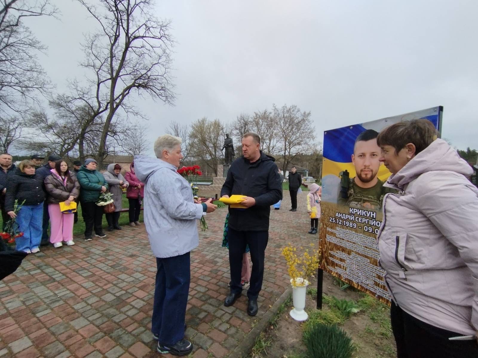 Алею Слави відкрили у селі на Черкащині. Фото - фото 3