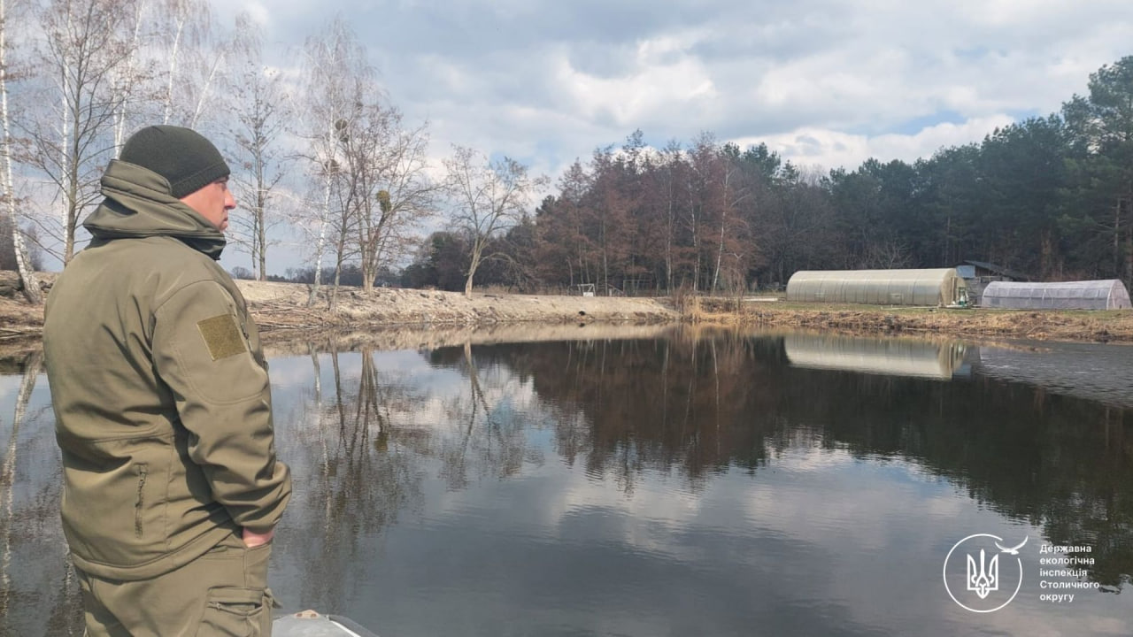 На Київщині незаконно прокопали канал у заплаві Дніпра: справу передадуть правоохоронцям - фото 2