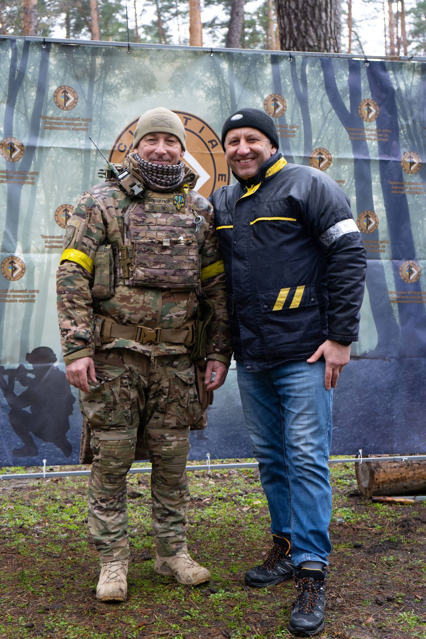 У Черкасах група курсантів пройшла курс підготовки до національного спротиву. Фото - фото 2