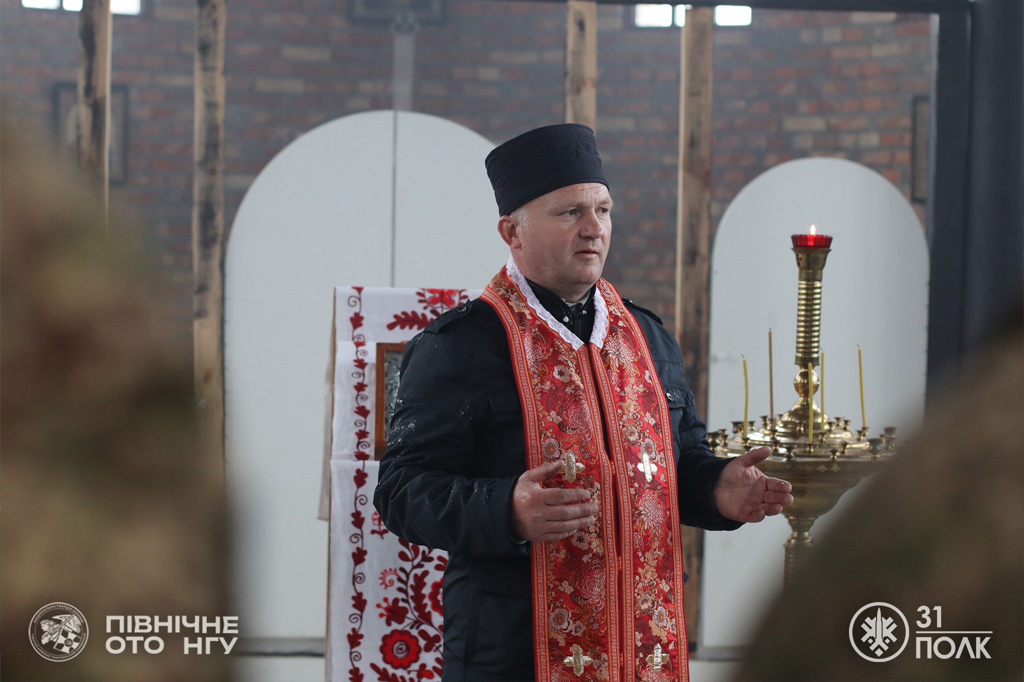 «Мир неодмінно повернеться на нашу землю». Черкаські гвардійці відзначили Великдень. Фото