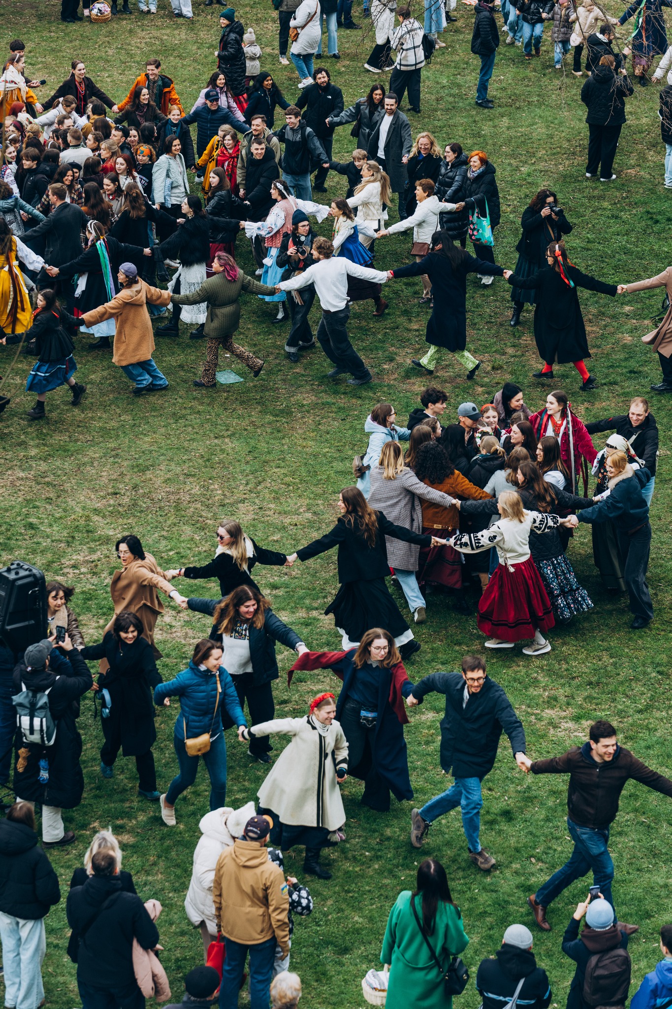 У Софії Київській зустріли яскравий Великдень-2026: фото - фото 17