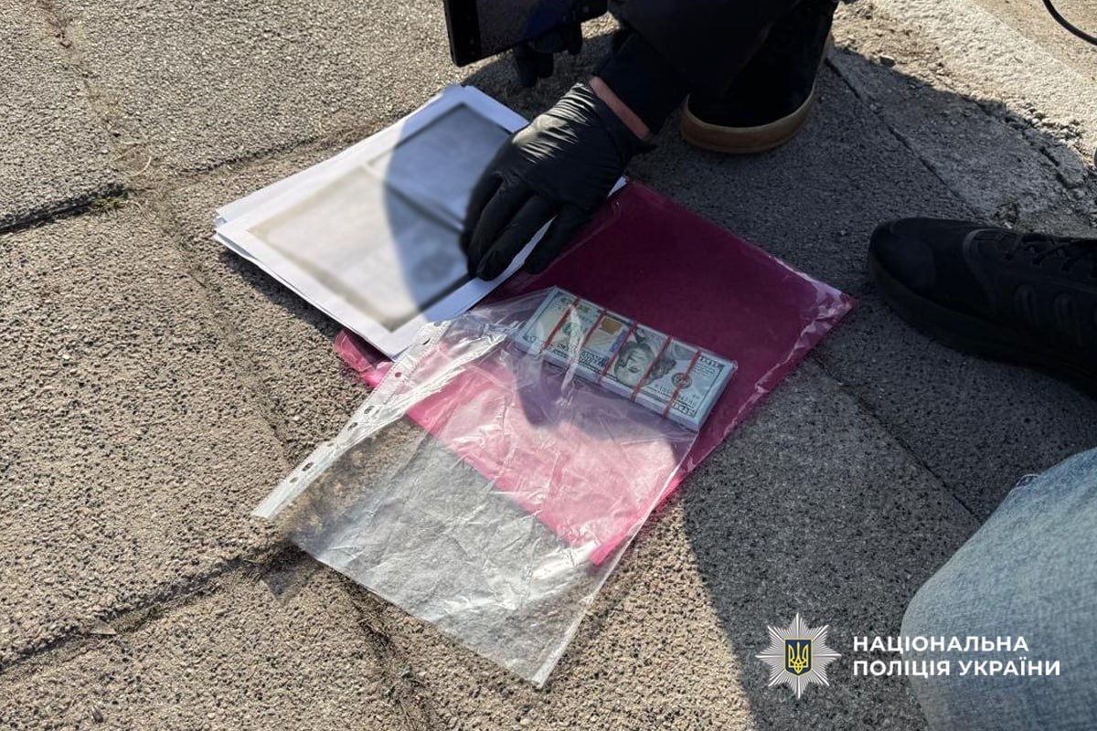 У Черкасах затримали чоловіка, що «продавав» інвалідність за 8000 доларів - фото 2