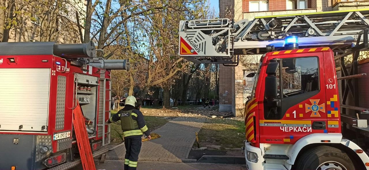 У Черкасах Росія вбила 8-річного хлопчика під час обстрілу - фото 4