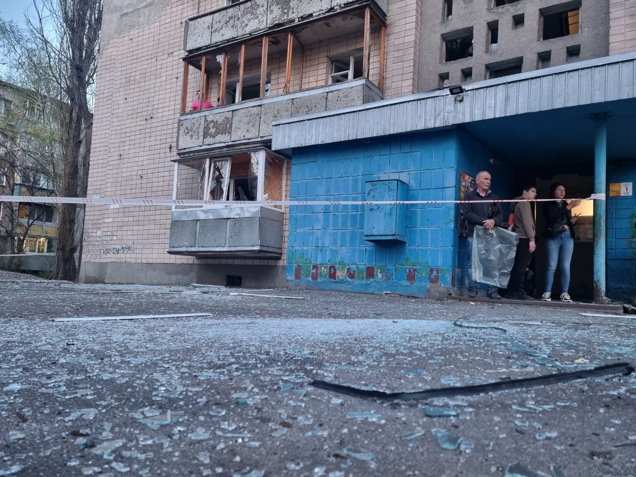 Показали фото наслідків обстрілу Черкас 14 квітня - фото 2