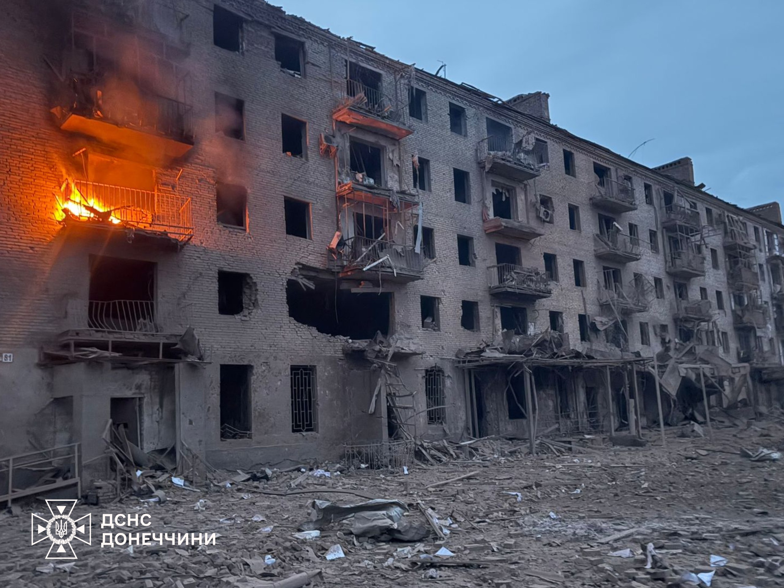 Росія скинула 1,5-тонну бомбу на Слов’янськ. Фото