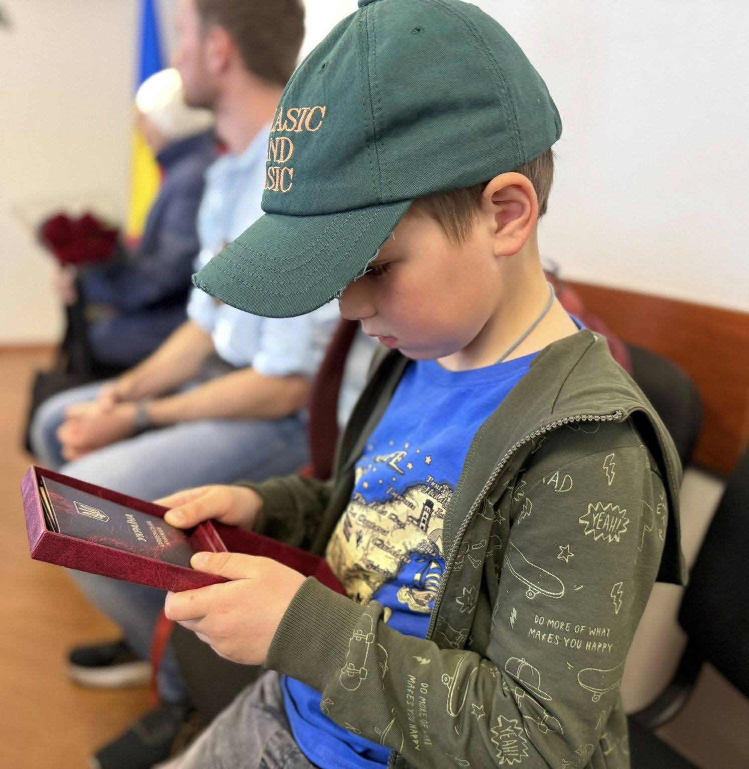 У Смілі посмертно відзначили двох захисників державними нагородами