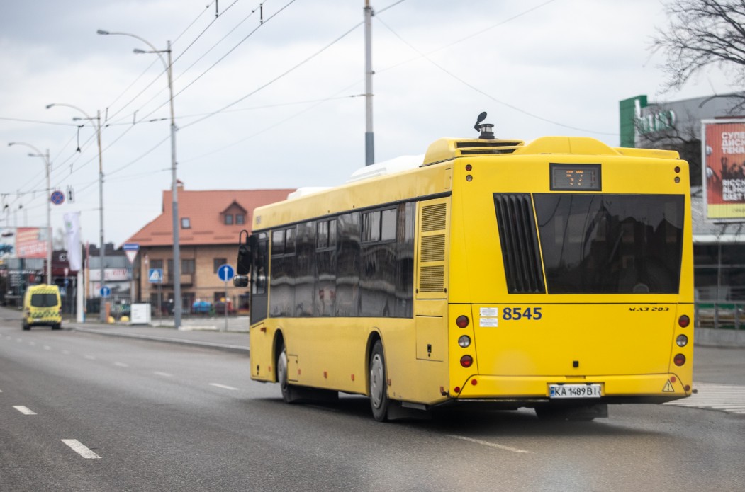 Поминальні дні у Києві-2026: розклад руху автобусів