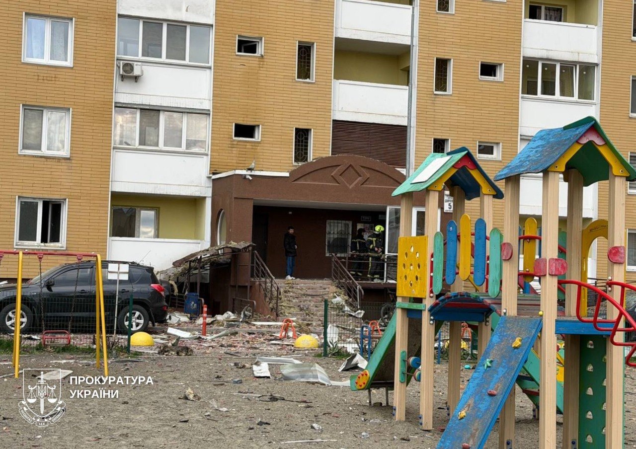 Четверо загиблих і 54 постраждалих: прокуратура документує наслідки атаки ворога на Київ