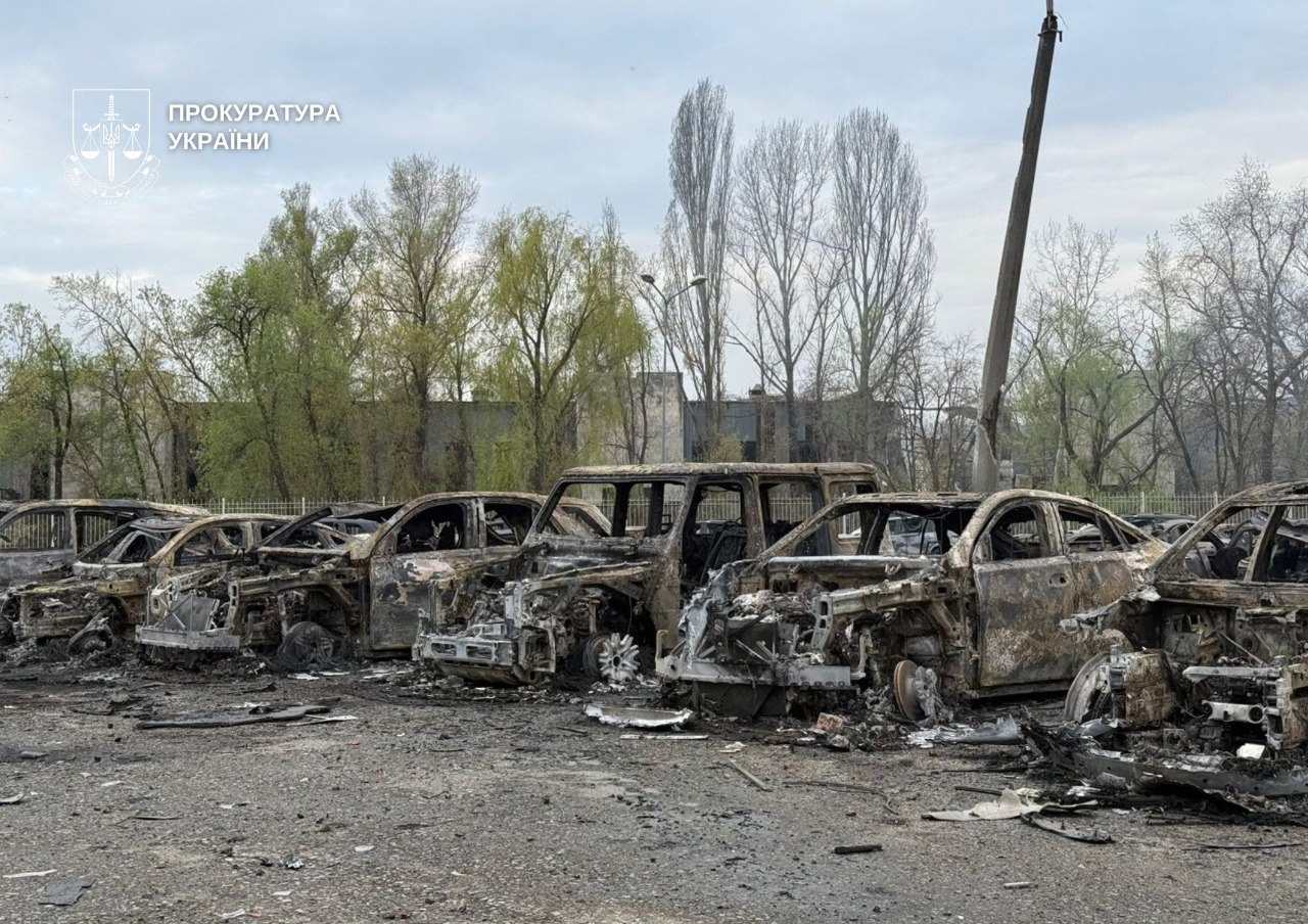 Четверо загиблих і 54 постраждалих: прокуратура документує наслідки атаки ворога на Київ - фото 8