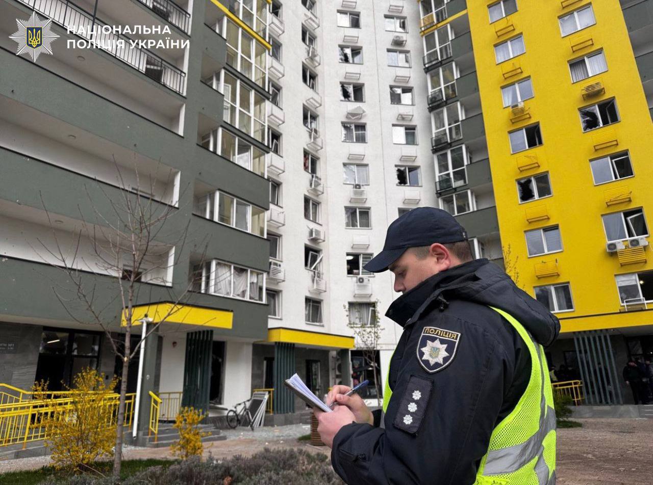 Четверо загиблих і 54 постраждалих: прокуратура документує наслідки атаки ворога на Київ - фото 6