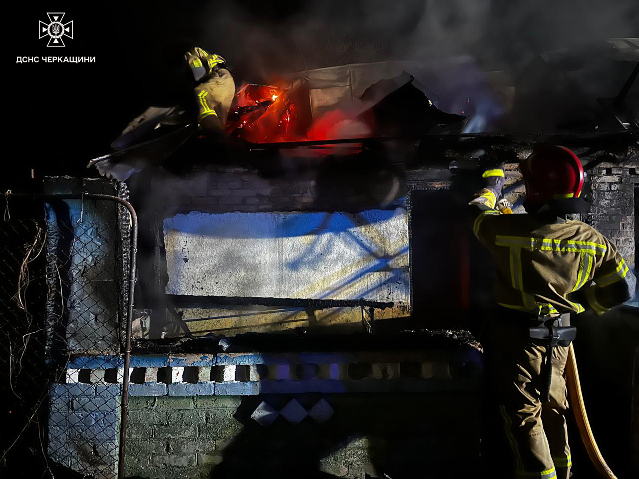 В Уманському районі горів житловий будинок