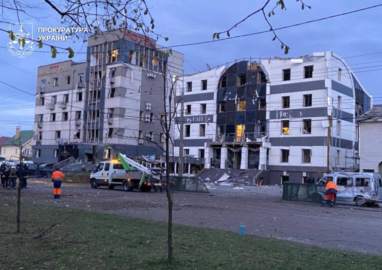 Масована нічна атака Росії по Україні: щонайменше 15 загиблих і понад 100 постраждалих