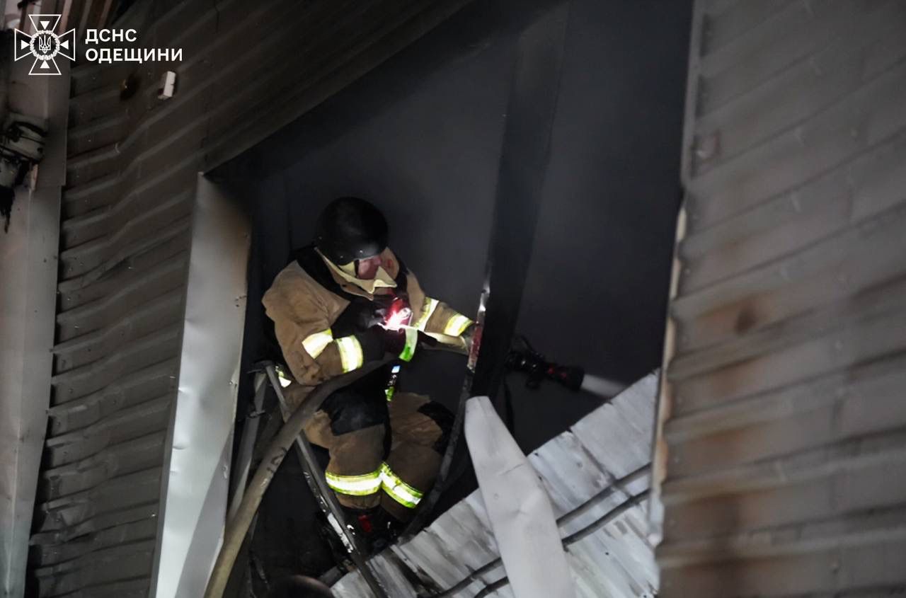 Масована нічна атака Росії по Україні: щонайменше 15 загиблих і понад 100 постраждалих - фото 8