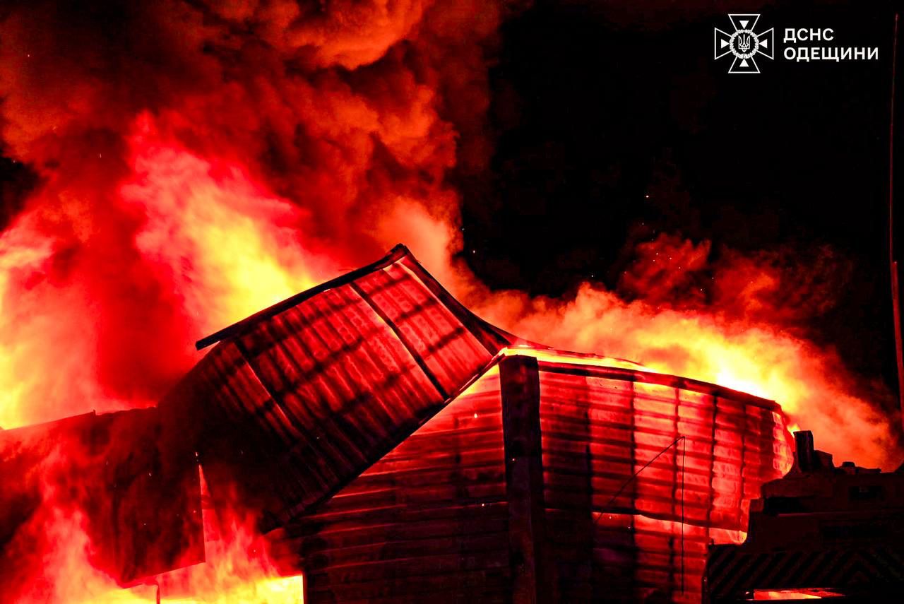 Масована нічна атака Росії по Україні: щонайменше 15 загиблих і понад 100 постраждалих - фото 10