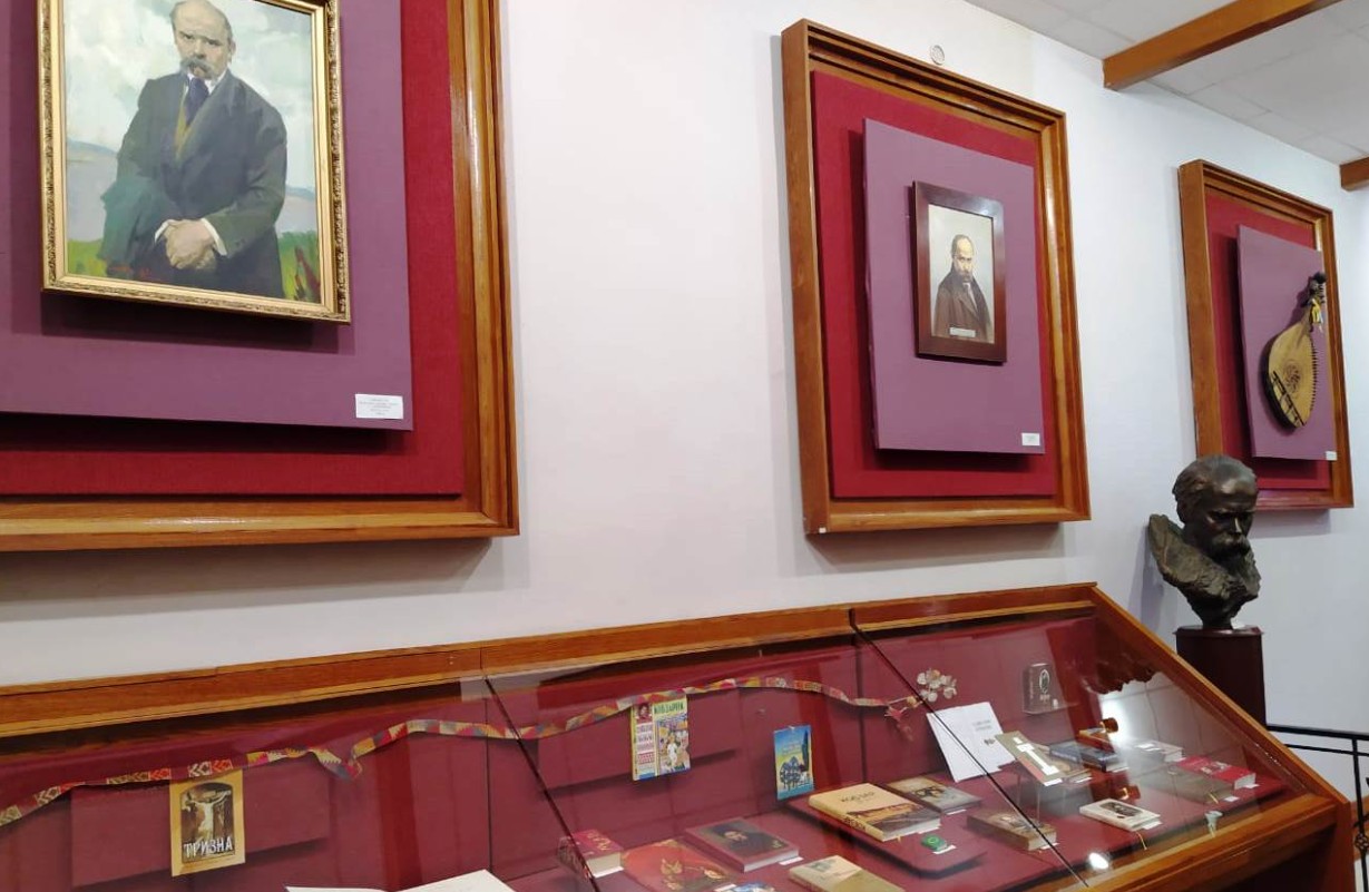 Храм однієї книги: все, що варто знати про Музей «Кобзаря» в Черкасах - фото 2
