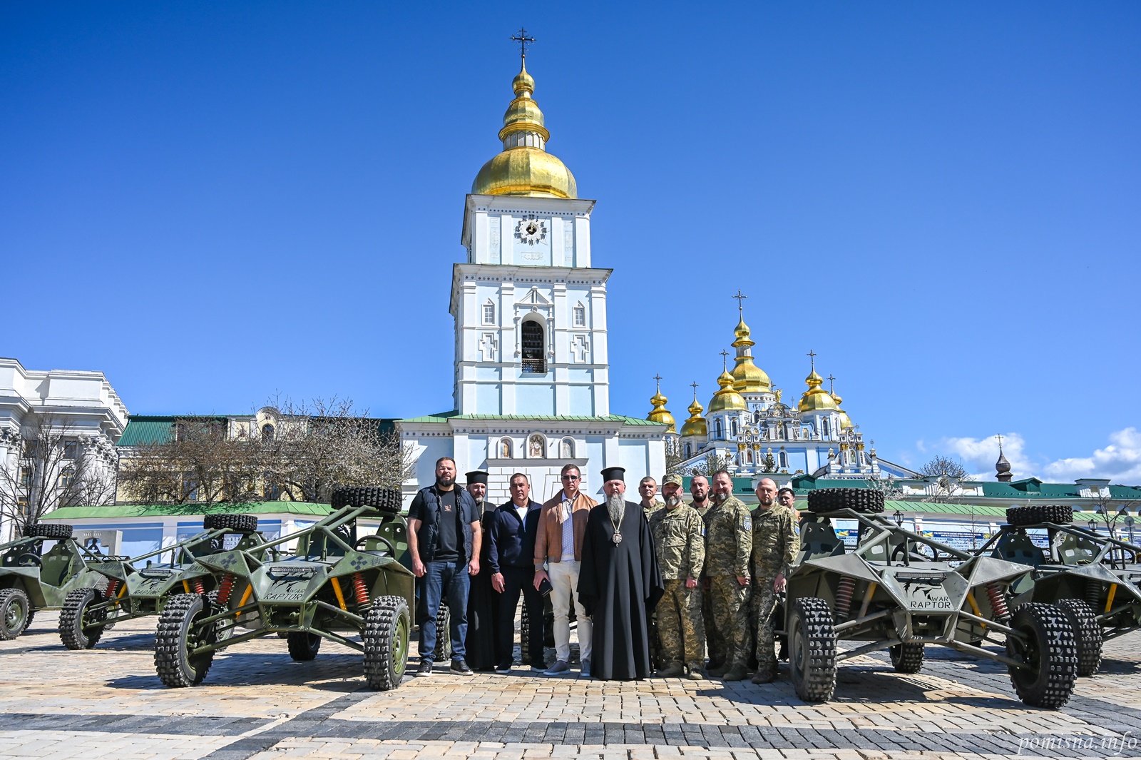 Митрополит Епіфаній благословив для захисників України спеціалізовані авто - фото 6