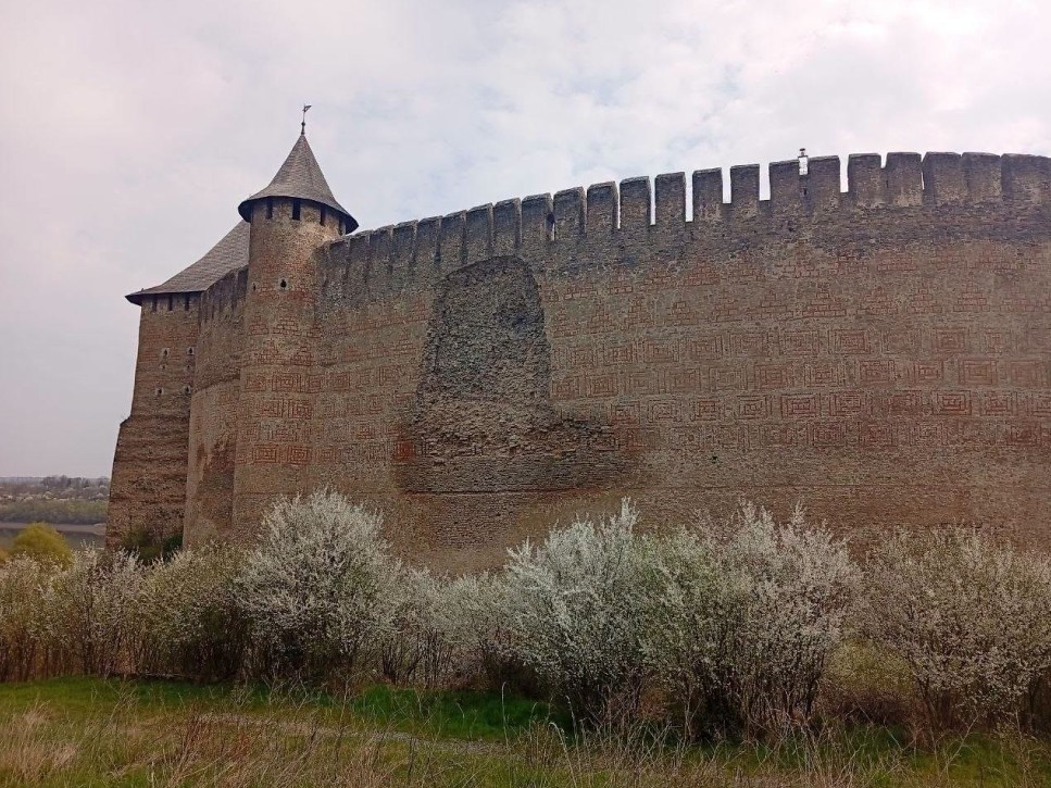 У Хотинській фортеці обвалилася частина стіни: доступ для туристів обмежили