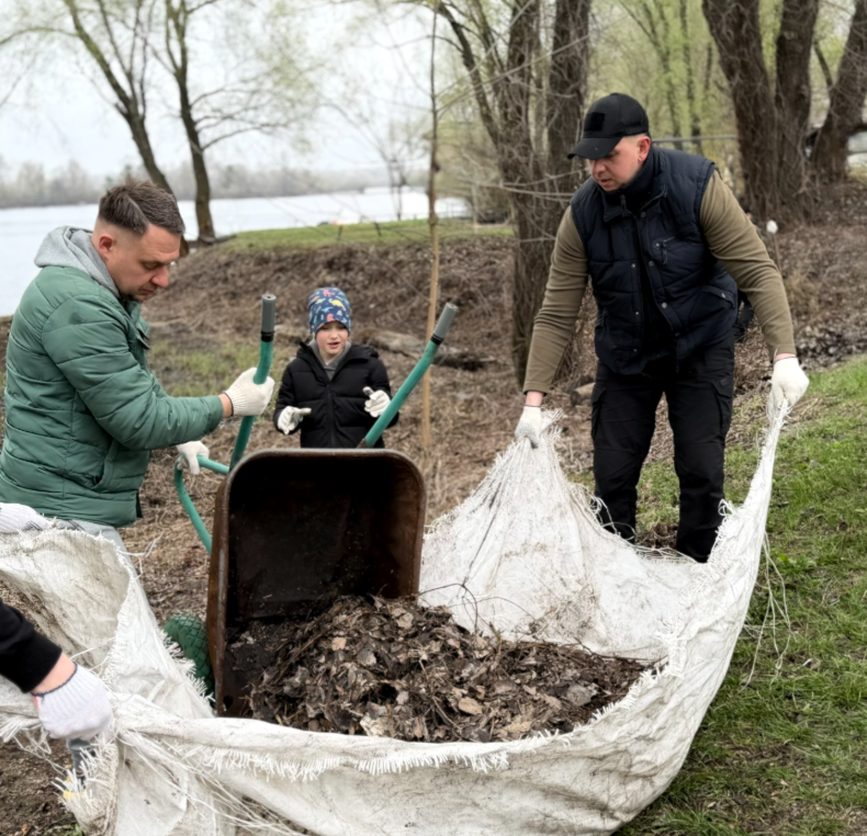 Понад 7 тисяч киян долучилися до толоки у День довкілля - фото 3