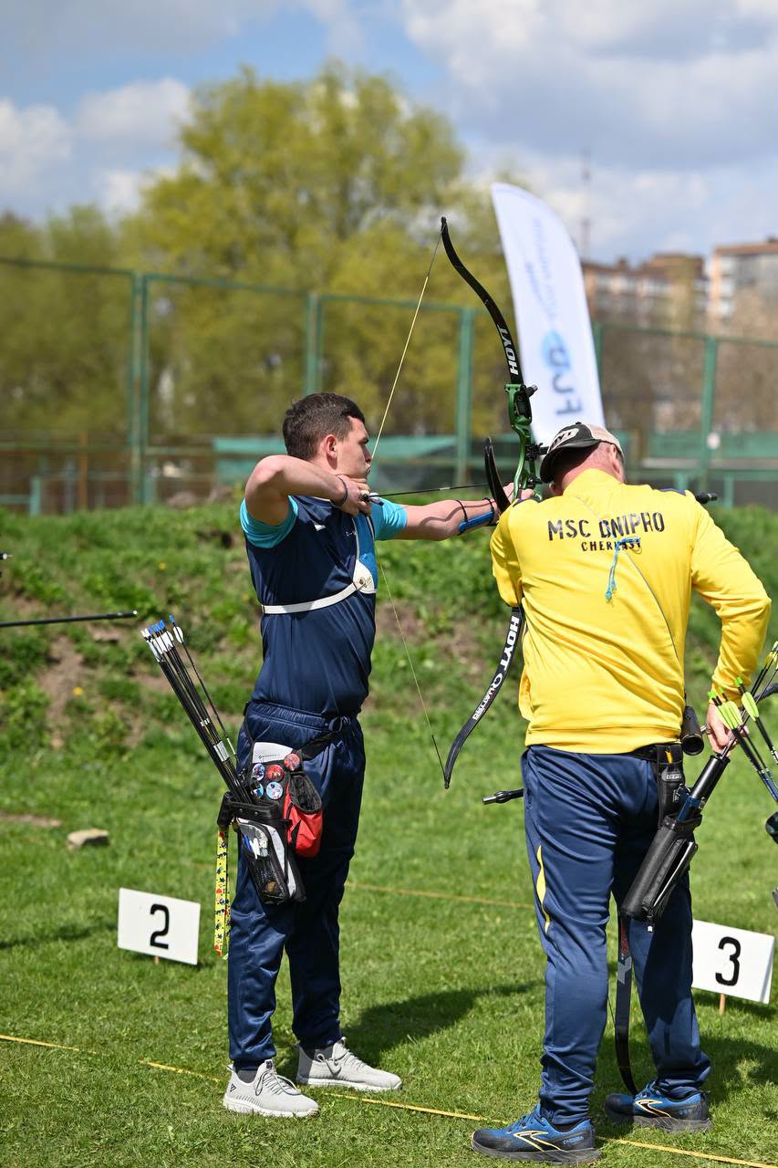 Ветеран з Черкас, який втратив руку, здобув бронзу змагань стрільби з лука - фото 2