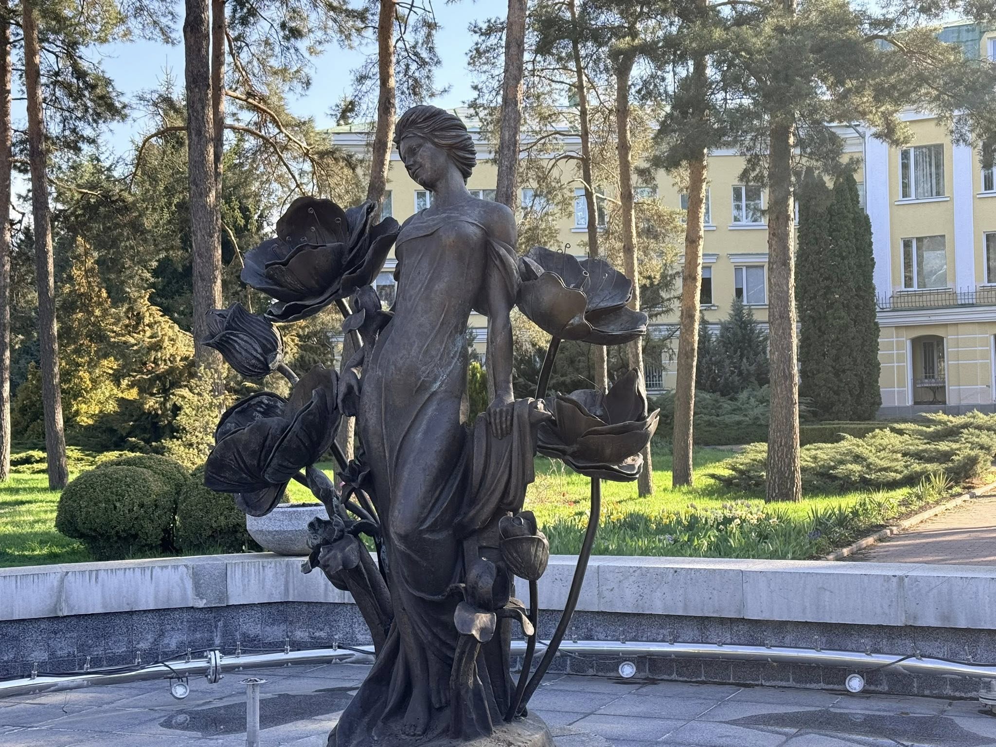 Квітне сад магнолій в уманській «Софіївці». Фото - фото 25